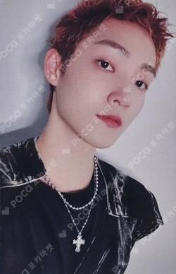 a;effect JUMP UP KEVIN photocard image