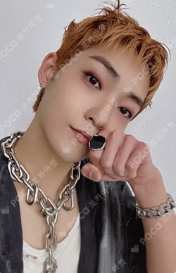 a;effect WITHMUU KEVIN photocard image