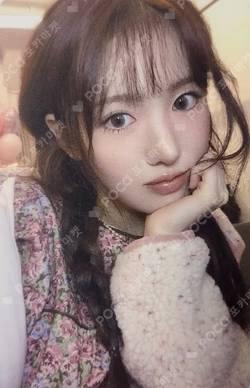 THURSDAY ISLAND X KiiiKiii SUI photocard image