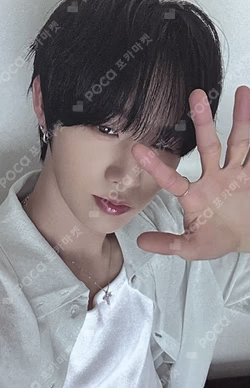 EVNNE Photo Exhibition [INTO THE LIGHT] PHOTOBOOK