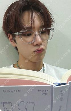 Electric Heart : Born to Glow DEAR MY MUSE YOON SUNG photocard image