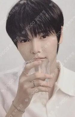 BOYS II PLANETArchive Exhibition ‘AFTER, JOURNEY’ HOLDER &  PHOTOCARD SET JANG HANEUM photocard image