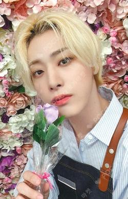 Love Pt.1 : First Love MAKESTAR WINNER YOOYONGHA photocard image