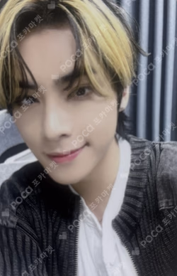 On My Youth ACRYLIC TURNING STAND SET