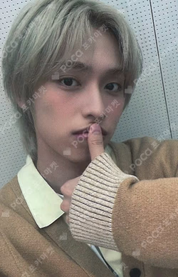 LXVE to DEATH WHOSFAN LUCKY DRAW Gaon photocard image