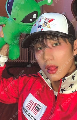 EX hello82 Exclusive