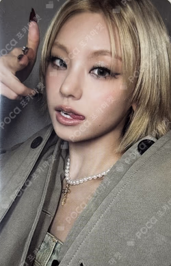 TUNNEL VISION Photobook Ver. B