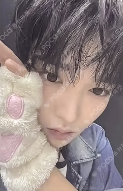 BOYS II PLANETArchive Exhibition ‘AFTER, JOURNEY’ HOLDER &  PHOTOCARD SET JANG HANEUM photocard image