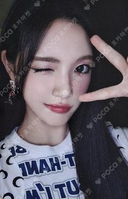 Hearts2Hearts X Teenieping PHOTO CARD HOLDER SET YUHA photocard image