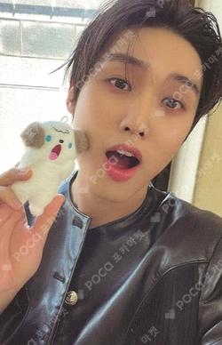 Unexpected hello82 POP-UP Exclusive JACOB photocard image