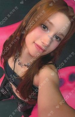 BUBBLE GUM DEAR MY MUSE HUENING BAHIYYIH photocard image