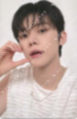 TXT YEONJUN photocard image