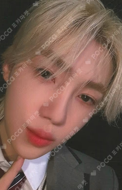 THE BOYZ FAN-CON THE B LAND in JAPAN PHOTOCARD HOLDER