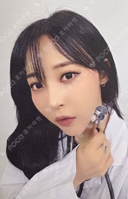 laundri MAKESTAR Moon Byul photocard image