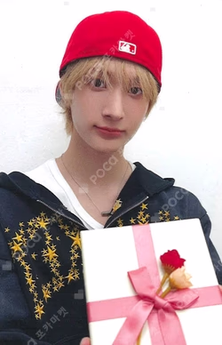 My First Flip MAKESTAR Donghwa photocard image