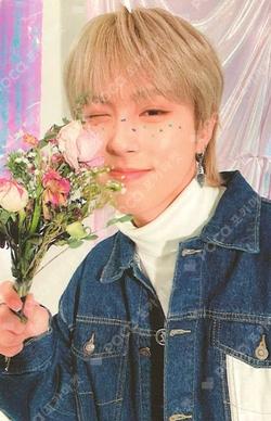 STUDIO WE : LIVE #6 [ONEWE? or ONEWE!] ALL PACKAGE GIUK photocard image