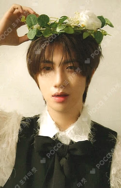 CRAVITY 5th Anniversary Photo Book Classic ver. WONJIN photocard image