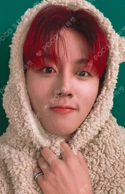 LOVE RACE APPLEMUSIC LUCKY DRAW YOUNGBIN photocard image