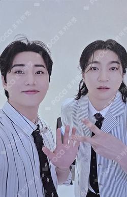 DAY6 3RD WORLD TOUR [FOREVER YOUNG] Blu-ray Unit photocard image