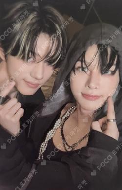 blackout ticket ver. Unit photocard image