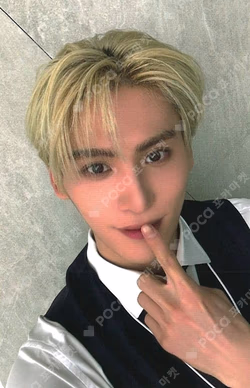 LOVE RACE KTOWN4U YOO TAEYANG photocard image