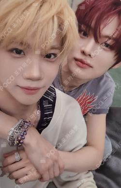 blackout ticket ver. Unit photocard image