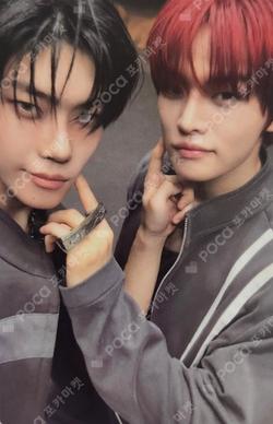 blackout ticket ver. Unit photocard image