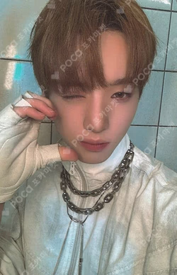 HOUSE OF TRICKY : WRECKING THE HOUSE POCAALBUM YUJUN photocard image