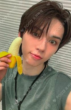 LOUD & PROUD SOUND WAVE BRIAN photocard image