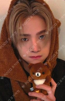 Electric Heart : Born to Glow Hellolive shop MYUNG HO photocard image