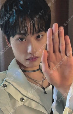 RUN RUN BAREFOOT BROADCAST KUMJUNHYEON photocard image