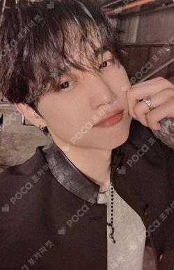 THE BOYZ [THE BLAZE] WORLD TOUR in SEOUL LIGHT STICK BAG SUNWOO photocard image