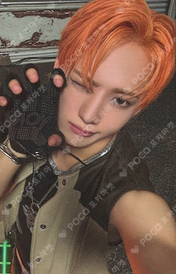 HOUSE OF TRICKY : WRECKING THE HOUSE KEYRING ver. MINJAE photocard image