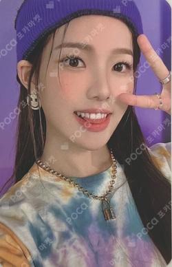 We play JUMP ver. LEE SOOJIN photocard image