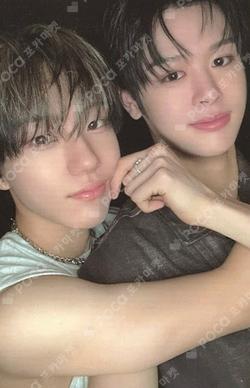 blackout ticket ver. Unit photocard image