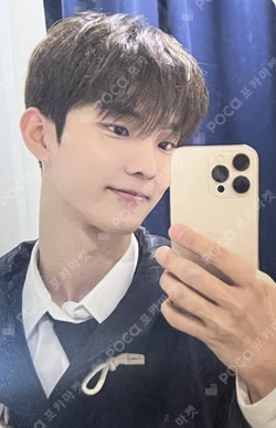 a;effect EVERLINE Q photocard image