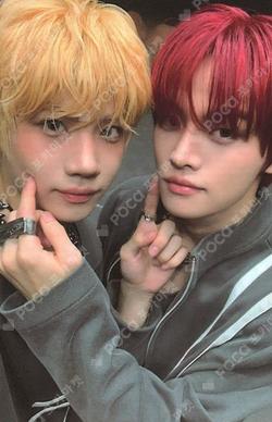 blackout ticket ver. Unit photocard image