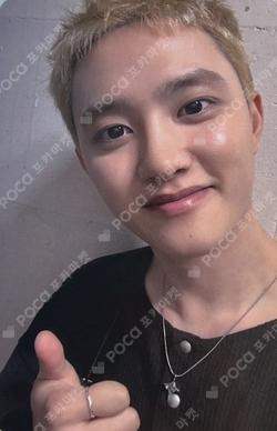 EXO D.O. 的小卡圖片