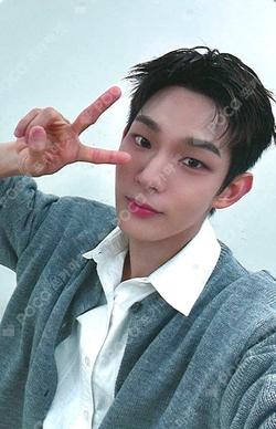 The Passage KPOP TOGETHER STEVEN photocard image