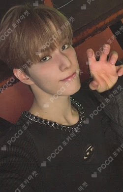 HOUSE OF TRICKY : WRECKING THE HOUSE KEYRING ver. JINSIK photocard image