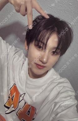 My First Flip IDOUSTAGE Kyehoon photocard image