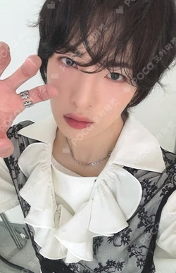 Youth Chapter 3 : ROMANTIC YOUTH MOKKET SHOP MU photocard image