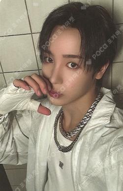 HOUSE OF TRICKY : WRECKING THE HOUSE KEYRING ver. HUNTER photocard image