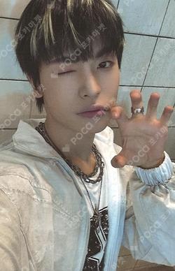 HOUSE OF TRICKY : WRECKING THE HOUSE KEYRING ver. YECHAN photocard image