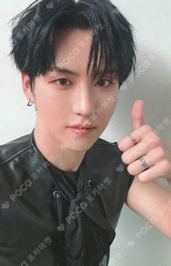 Youth Chapter 3 : ROMANTIC YOUTH MOKKET SHOP