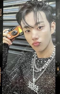 Killin' It US Exclusive INTAK photocard image