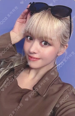 Blue Valentine MAKESTAR Lily photocard image