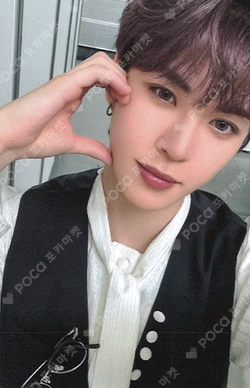 Youth Chapter 3 : ROMANTIC YOUTH MOKKET SHOP A-MIN photocard image