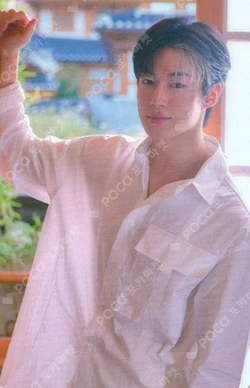 2024 SEASON'S GREETINGS - TAKE A MOMENT TRADING PHOTO CARD SET DAWON photocard image