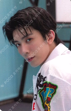 FANTASY POP-UP STORE TATTOO STICKER HWIYOUNG photocard image